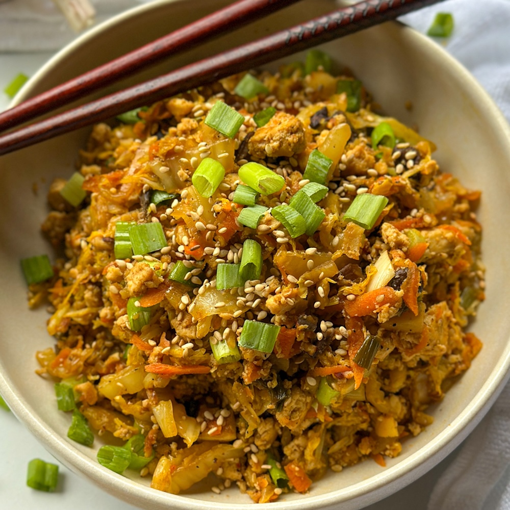 Vegan-Egg-Roll-in-a-